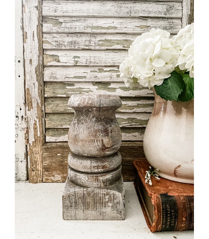 Vintage Architectural Salvage, Chippy Gray/White Column, Great Riser Piece